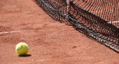 Tennis på tapeten.