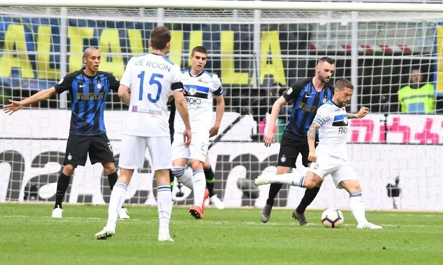 Alejandro Gomez och Marcelo Brozovic.