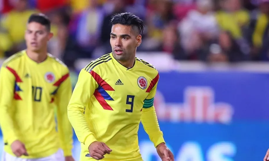 Radamel Falcao berättar en rolig anekdot.