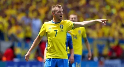 Sebastian Larsson väntas starta