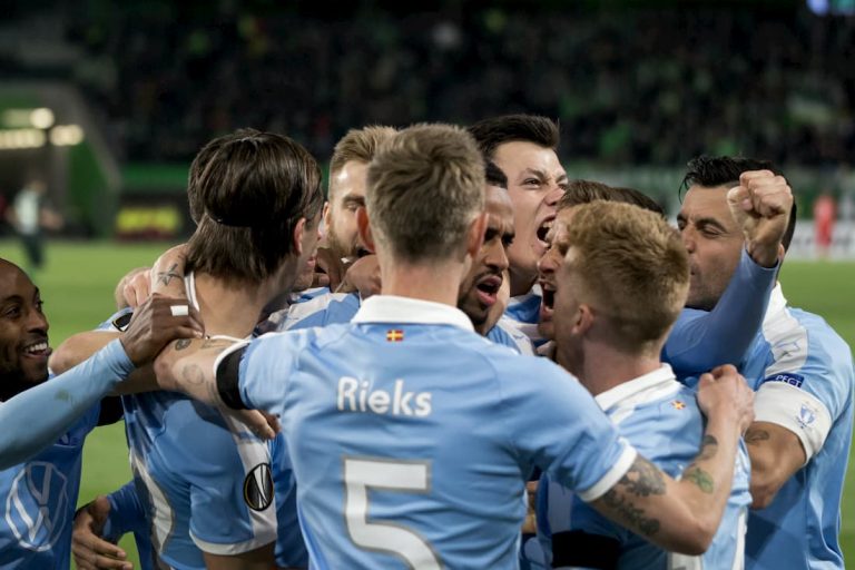 Malmö FF ställs mot BK Häcken i en seriefinal.