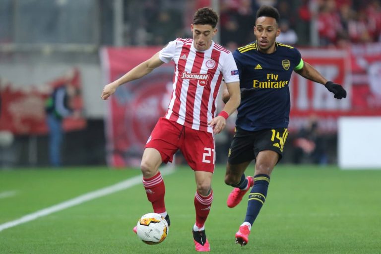 Olympiakos möter Arsenal hemma i Grekland.