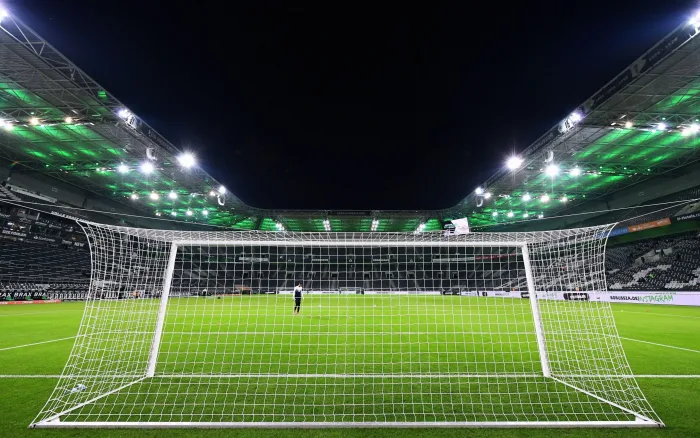 Overview of the almost empty Borussia Park at the Bundesliga game between Bor. Monchengladbach and VfL Wolfsburg, Monchengladbach, Germany Mönchengladbach – Stuttgart, 15/5: Speltips & stream