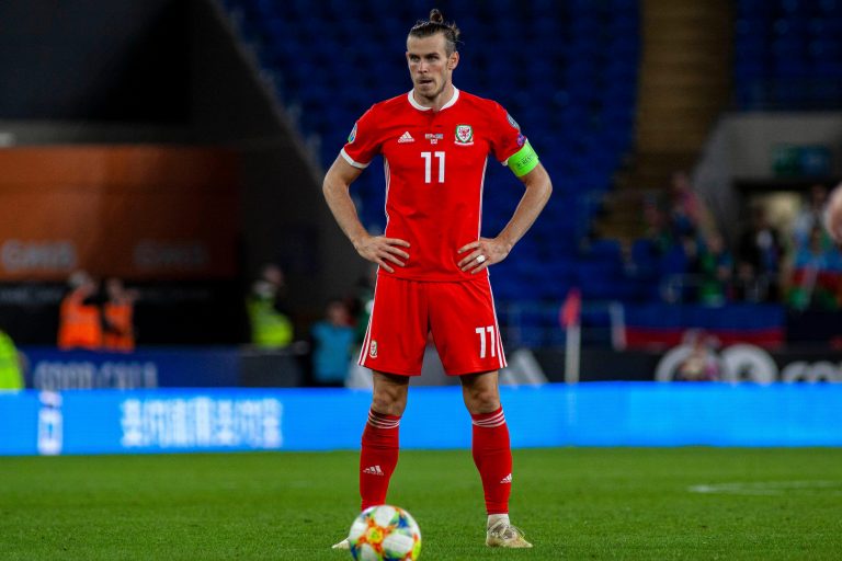 Gareth Bale of Wales prepares a free kick against Azerbaijan.Wales v Azerbaijan UEFA Euro 2020 Qualifier at the Cardiff City Stadium. Lewis Mitchell/