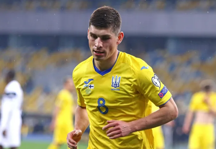 KYIV, UKRAINE - MARCH 28, 2021: Portrait of Ruslan Malinovskyi of Ukraine seen during the FIFA World Cup 2022 Qualifying round game against Finland at NSK Olimpiyskiy stadium in Kyiv Holland Ukraina speltips