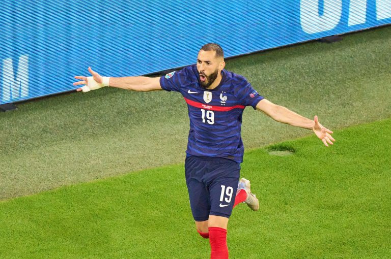 Karim Benzema, FRA 19 celebrate his offside goal, cancelled by VAR, in the Group F matchFRANCE - GERMANY 1-0at the football UEFA European Championships 2020 in Season 2020/2021 on June 15, 2021 in Munich, Germany.© Peter Schatz / Alamy Live News