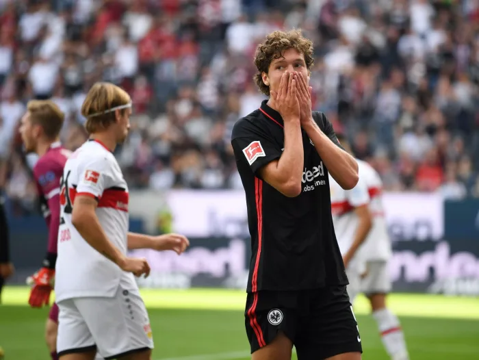 12 September 2021, Hessen, Frankfurt/Main: Football: Bundesliga, Eintracht Frankfurt - VfB Stuttgart, Matchday 4 at Deutsche Bank Park. Frankfurt's Sam Lammers (r) reacts after a goal-scoring chance. Photo: Arne Dedert/dpa - IMPORTANT NOTE: In accordance Frankfurt – FC Köln, 25/9: Speltips & stream