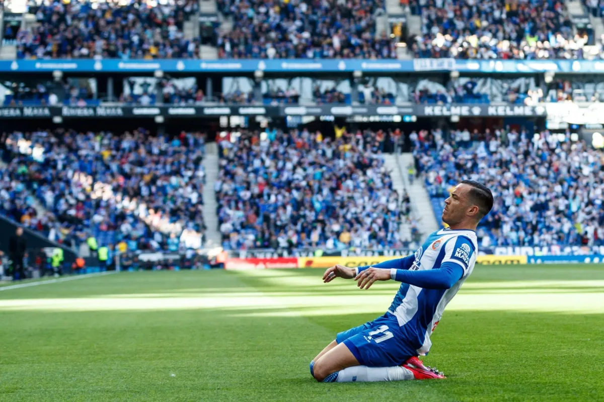 Cornella Del Llobregat, Spain. 01st Mar, 2020. BARCELONA, SPAIN - MARCH 01: Raul de Tomas of RCD Espanyol makes a goal during the Liga match between RCD Espanyol and Atletico de Madrid at RCD Stadium on March 01, 2020 in Barcelona, Spain. Credit: Dax Imag Espanyol – Real Madrid, 3/10: Speltips & stream
