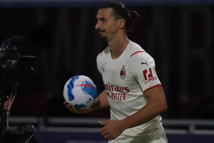 Bologna, Italy, 23rd October 2021. Zlatan Ibrahimovic of AC Milan during the Serie A match at Renato Dall'Ara, Bologna. Picture credit should read: Jonathan Moscrop / Sportimage Roma – Milan, 31/10: speltips & odds