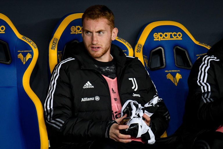 Verona, Italy. 30th Oct, 2021. Dejan Kulusevski (Juventus) portrait on the bench during Hellas Verona FC vs Juventus FC, italian soccer Serie A match in Verona, Italy, October 30 2021 Credit: Independent Photo Agency/Alamy Live News Verona, Italy. 30th Oct, 2021. Dejan Kulusevski (Juventus) portrait on the bench during Hellas Verona FC vs Juventus FC, italian soccer Serie A match in Verona, Italy, October 30 2021 Credit: Independent Photo Agency/Alamy Live News