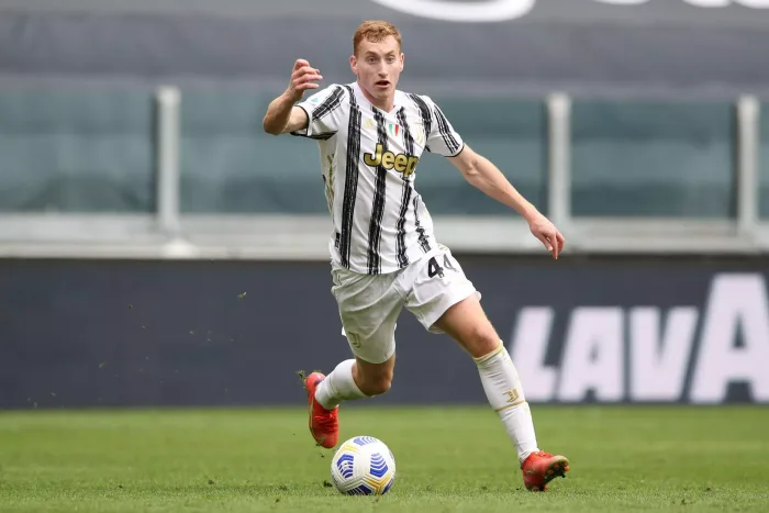 Turin, Italy, 11th April 2021. Dejan Kulusevski of Juventus during the Serie A match at Allianz Stadium, Turin. Picture credit should read: Jonathan Moscrop / Sportimage Arsenal och Tottenham fortsätter visa intresse för Dejan Kulusevski