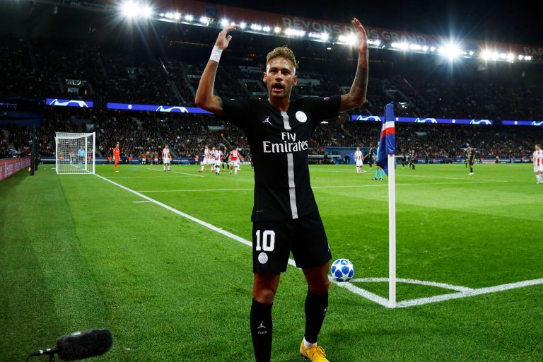 Paris, France. Credit: D. 3rd Oct, 2018. Neymar (PSG) Football/Soccer : UEFA Champions League Group C match between Paris Saint-Germain 6-1 FK Crvena zvezda at Parc des Princes in Paris, France. Credit: D .Nakashima/AFLO/Alamy Live News Paris, France. Credit: D. 3rd Oct, 2018. Neymar (PSG) Football/Soccer : UEFA Champions League Group C match between Paris Saint-Germain 6-1 FK Crvena zvezda at Parc des Princes in Paris, France. Credit: D .Nakashima/AFLO/Alamy Live News