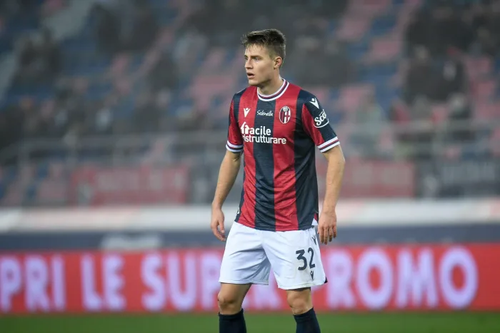 Renato Dall'Ara stadium, Bologna, Italy, November 21, 2021, Bologna's Mattias Svanberg portrait during Bologna FC vs Venezia FC - italian soccer Mattias Svanberg matchhjälte när Bologna slog Roma i Serie A