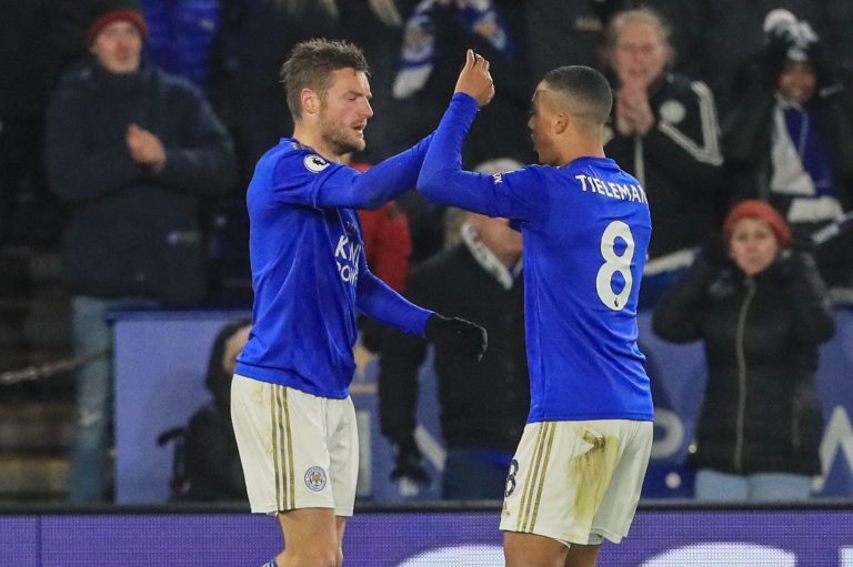 1st December 2019, King Power Stadium, Leicester, England; Premier League, Leicester City v Everton : Jamie Vardy (9) of Leicester City celebrates his goal to make it 1-1Credit: Mark Cosgrove/News Images 1st December 2019, King Power Stadium, Leicester, England; Premier League, Leicester City v Everton : Jamie Vardy (9) of Leicester City celebrates his goal to make it 1-1Credit: Mark Cosgrove/News Images