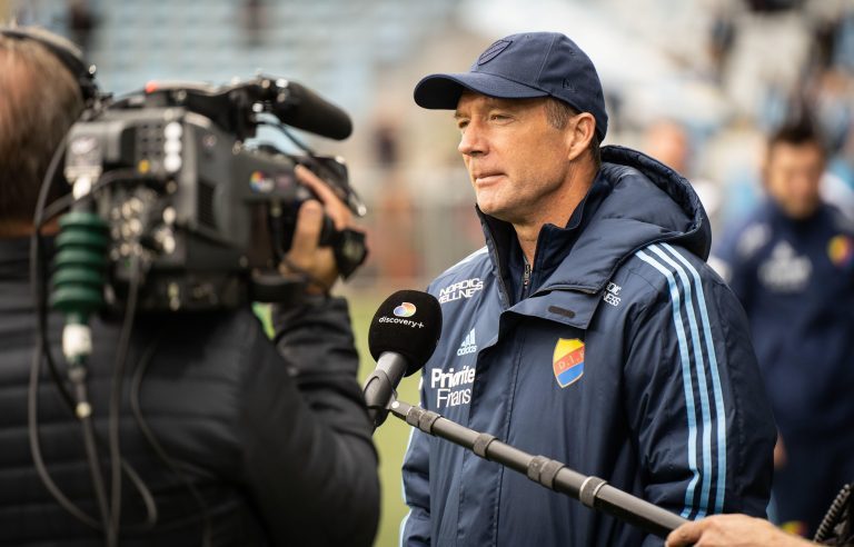 Malmoe, Sweden. 18th Sep, 2021. Head coach Kim Bergstrand of Djurgaarden seen during the Allsvenskan match between Malmoe FF and Djurgaarden at Eleda Stadion in Malmoe. (Photo Credit: Gonzales Photo/Alamy Live News Malmoe, Sweden. 18th Sep, 2021. Head coach Kim Bergstrand of Djurgaarden seen during the Allsvenskan match between Malmoe FF and Djurgaarden at Eleda Stadion in Malmoe. (Photo Credit: Gonzales Photo/Alamy Live News