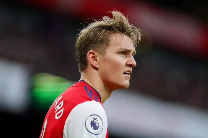 Martin Odegaard #8 of Arsenal Arsenal Liverpool speltips odds