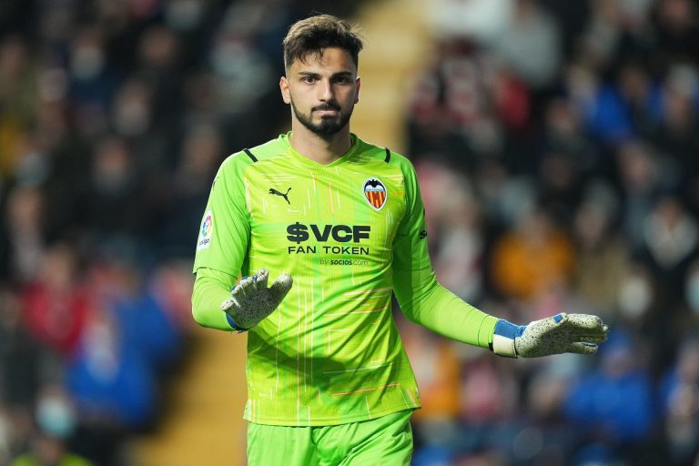 Giorgi Mamardashvili of Valencia CF during the La Liga match between Rayo Vallecano and Valencia CF played at Vallecas Stadium on April 11, 2022 in Madrid, Spain. (Photo by Colas Buera / PRESSINPHOTO) Giorgi Mamardashvili of Valencia CF during the La Liga match between Rayo Vallecano and Valencia CF played at Vallecas Stadium on April 11, 2022 in Madrid, Spain. (Photo by Colas Buera / PRESSINPHOTO)