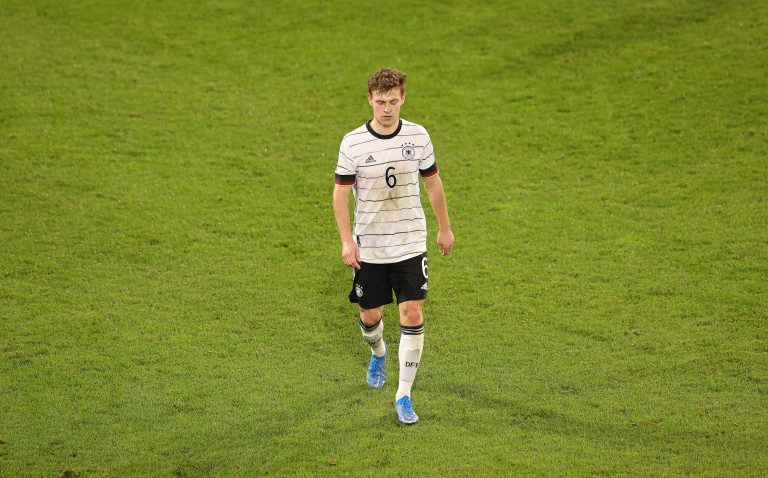 Duisburg, Deutschland. 31st Mar, 2021. firo: 31.03.2021 Football, Soccer: Landerspiel, national team, World Cup qualification, World Cup qualification 2022, Germany, GER - North Macedonia 1: 2 KIMMICH Joshua, whole figure, disappointment, disappointed, de Duisburg, Deutschland. 31st Mar, 2021. firo: 31.03.2021 Football, Soccer: Landerspiel, national team, World Cup qualification, World Cup qualification 2022, Germany, GER - North Macedonia 1: 2 KIMMICH Joshua, whole figure, disappointment, disappointed, de