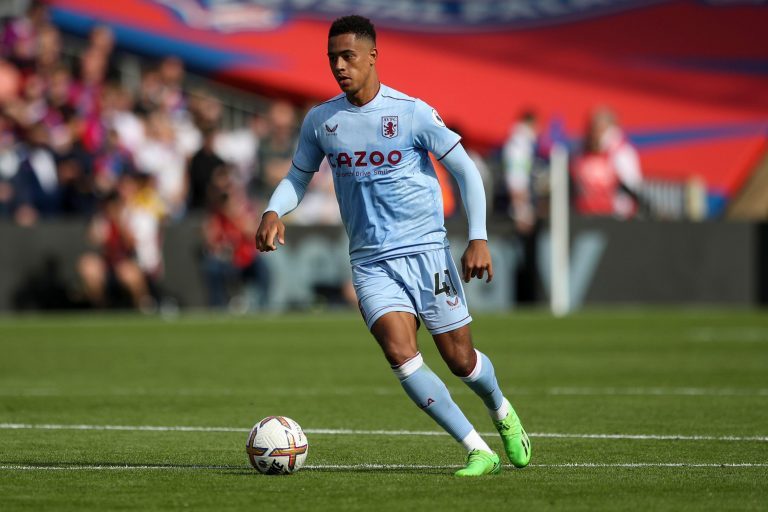 London, UK. 20th August 2022.Jacob Ramsay of Aston Villa on the ball during the Premier League match between Crystal Palace and Aston Villa at Selhurst Park, London on Saturday 20th August 2022. (Credit: Tom West | MI News) Credit: MI News & Sport /Alamy London, UK. 20th August 2022.Jacob Ramsay of Aston Villa on the ball during the Premier League match between Crystal Palace and Aston Villa at Selhurst Park, London on Saturday 20th August 2022. (Credit: Tom West | MI News) Credit: MI News & Sport /Alamy