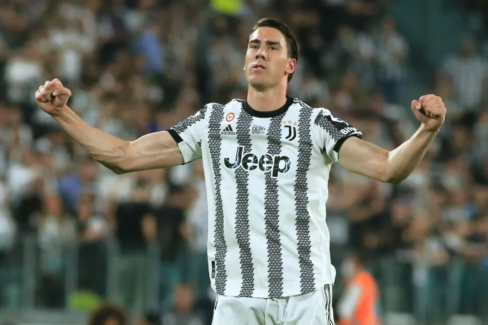 Allianz Stadium, Turin, Italy, May 16, 2022, Dusan Vlahovic (Juventus FC) celebrates after the goal during Juventus FC vs SS Lazio - italian soccer juventus lazio speltips stream