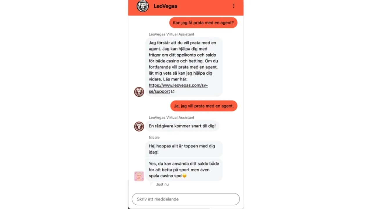 Mobilvy av LeoVegas livechatt där en kundtjänstmedarbetare svarar på frågor om spelsaldo.