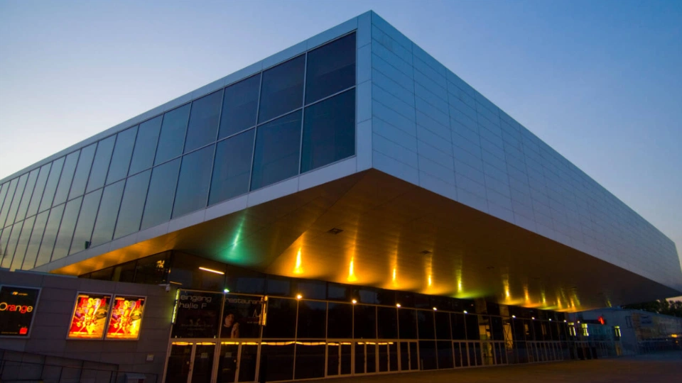 Bild på Wiener Stadthalle i Wien.